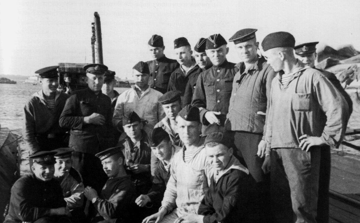 Экипаж подводной лодки 1945