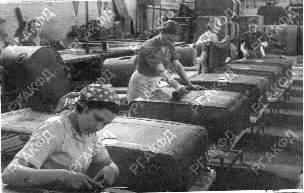 Тыл в великой отечественной. Женщины труженицы тыла в годы войны 1941-1945. Иваново в годы войны 1941-1945 на фабриках.
