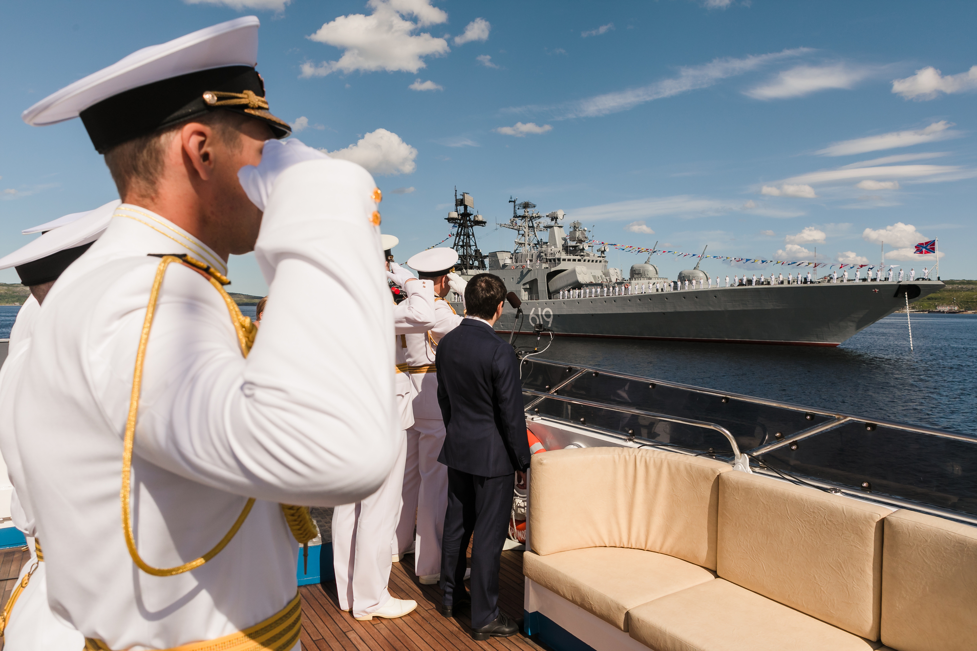 Парад вмф североморск. Праздник ВМФ В Североморске. Парад ВМФ Североморск 2021. День военно морского флота Североморск.